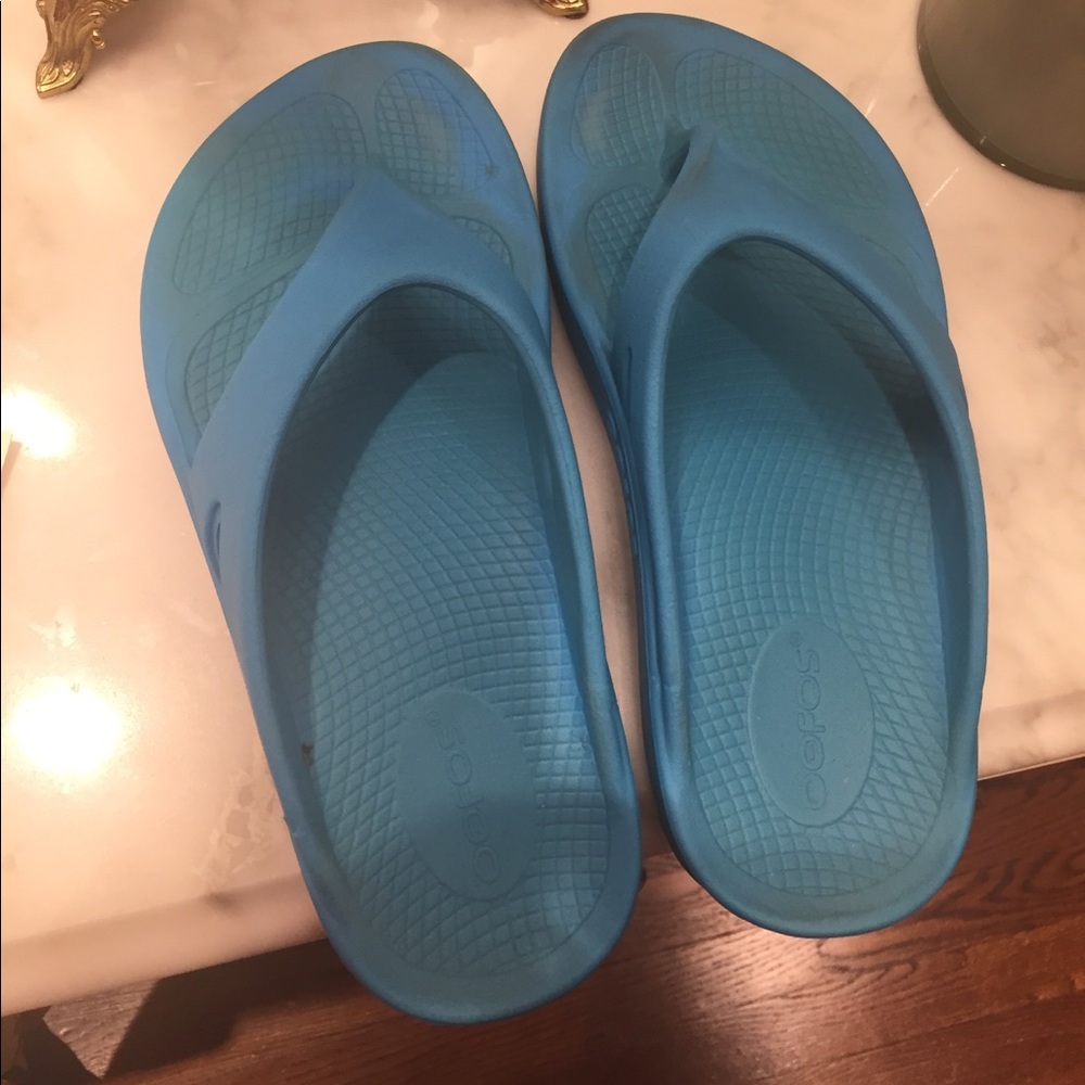 Thongs